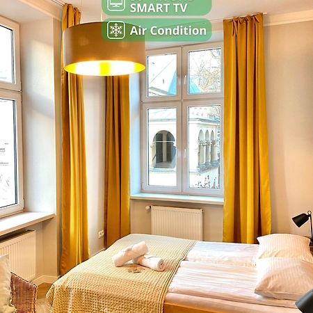 Faust Apartments In The Heart Of Kazimierz By Mint Apartment Krakkó Kültér fotó